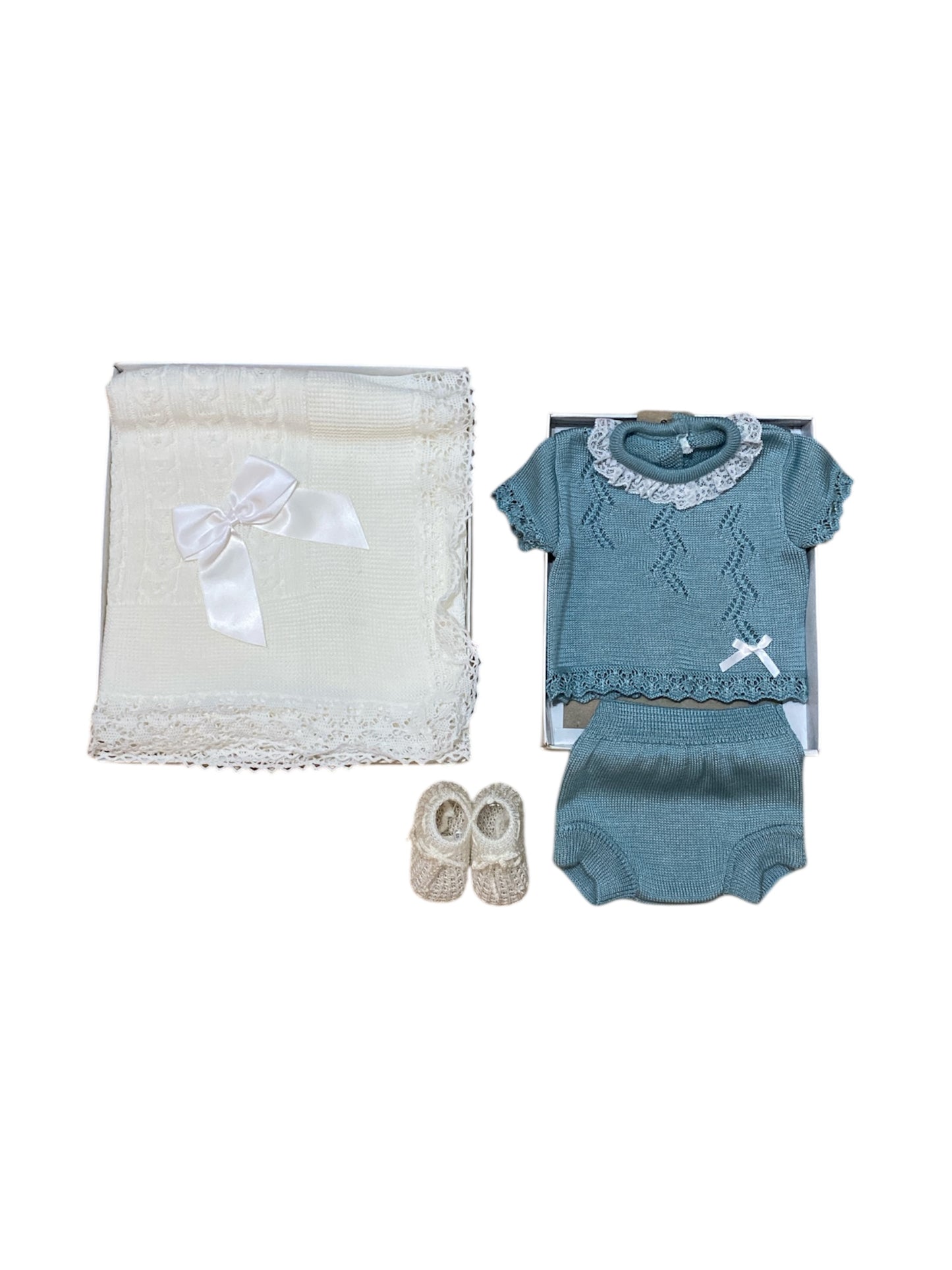 CONJUNTO DE TOCA MÁS TRAJE Y PATUCOS DE HILO PARA VERANO BEBÉ NIÑA