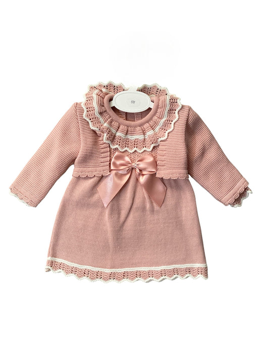 VESTIDO LANA MÁS REBECA PARA BEBÉ NIÑA TALLA 6M y 12M. CUELLO CON VOLANTES Y DETALLE DE LAZO.