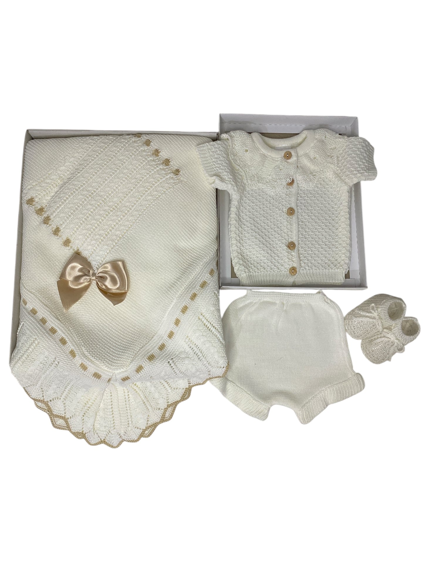 CONJUNTO DE TOCA LAZO DORADO  MÁS TRAJE Y PATUCOS DE HILO PARA VERANO