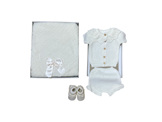 CONJUNTO DE TOCA MÁS TRAJE Y PATUCOS DE HILO PARA VERANO. Beis