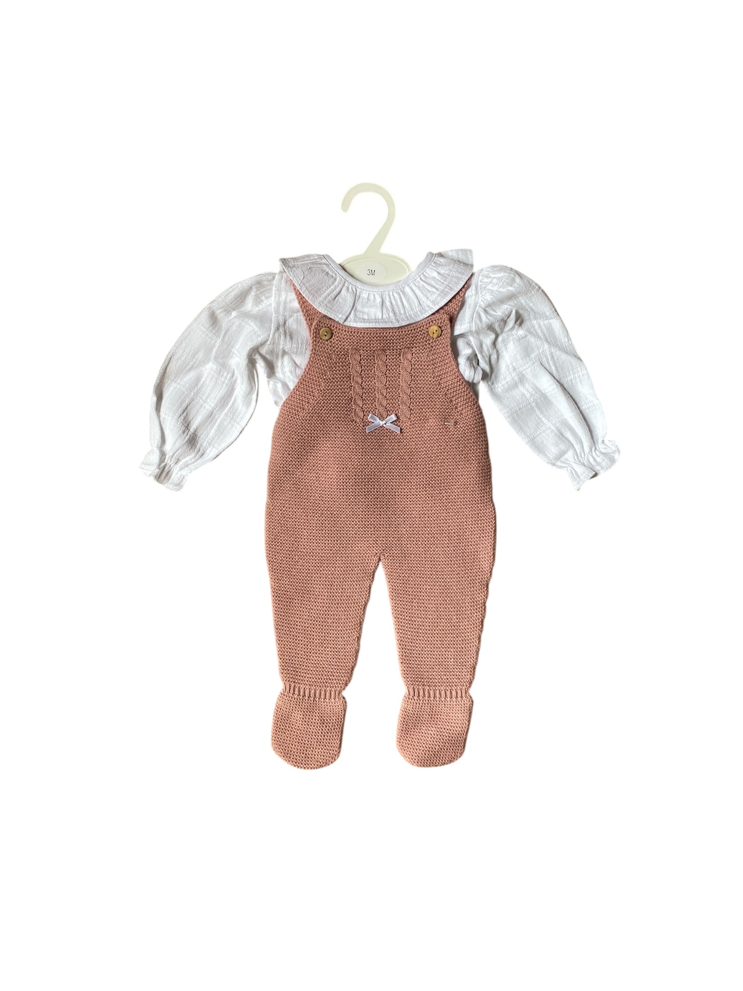 CONJUNTO DE DOS PIEZAS CAMISA BLANCA MÁS PETO DE LANA ROSA PARA BEBÉ NIÑA
