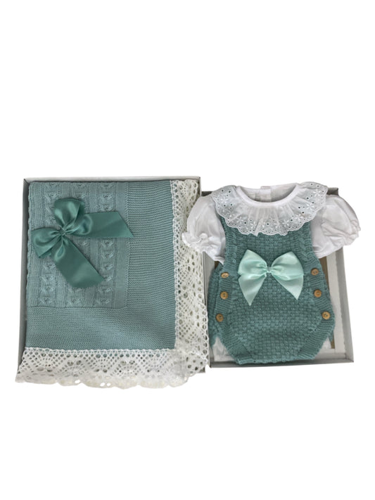 Conjunto primera puesta en verde.