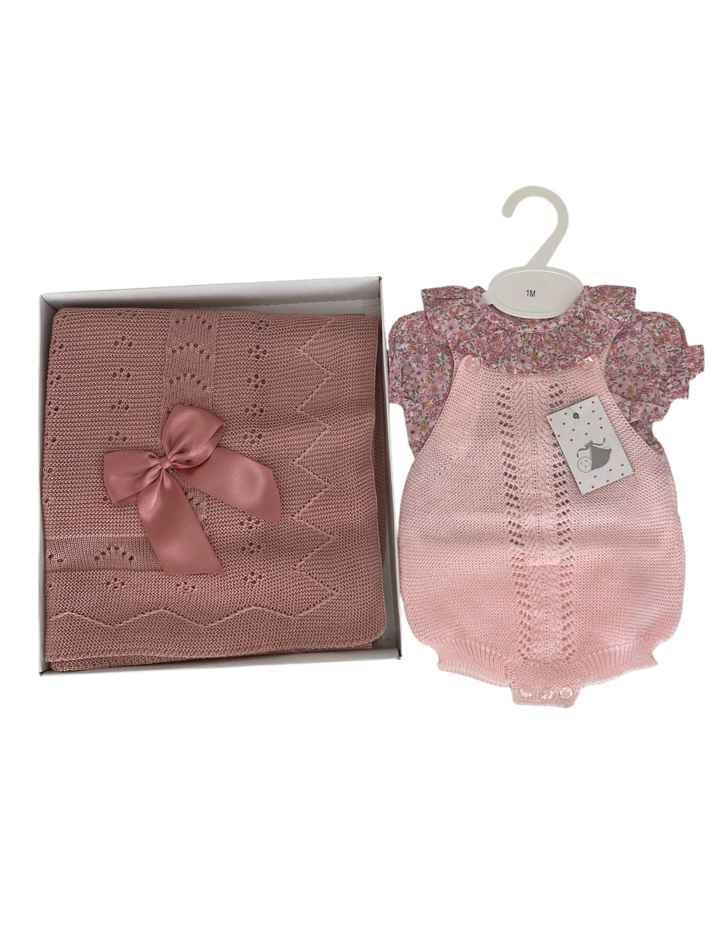 Toquilla más Conjunto talla 1mes. Rosa. Verano.