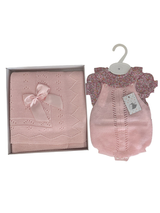 Toquilla más Conjunto talla 1mes. Rosa. Verano.