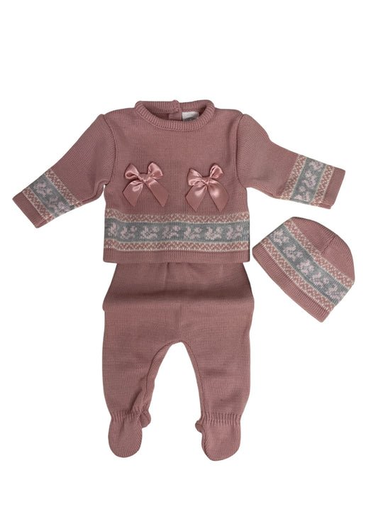 Conjunto de Bebé de 3 Piezas, Suéter con Lazos, Pantalón y Gorro, Rosa Pálido con Diseño Fair Isle, Tejido de Punto. Talla única. Primera puesta. Bebé niña recién nacida.